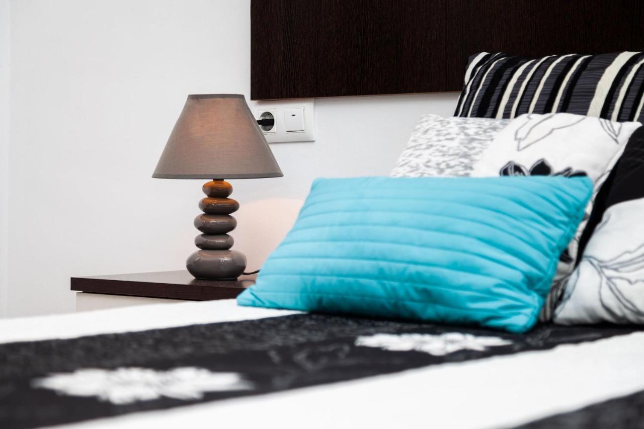 Apartamento Los Remedios Con Patio Andaluz Vejer de la Frontera Bagian luar foto